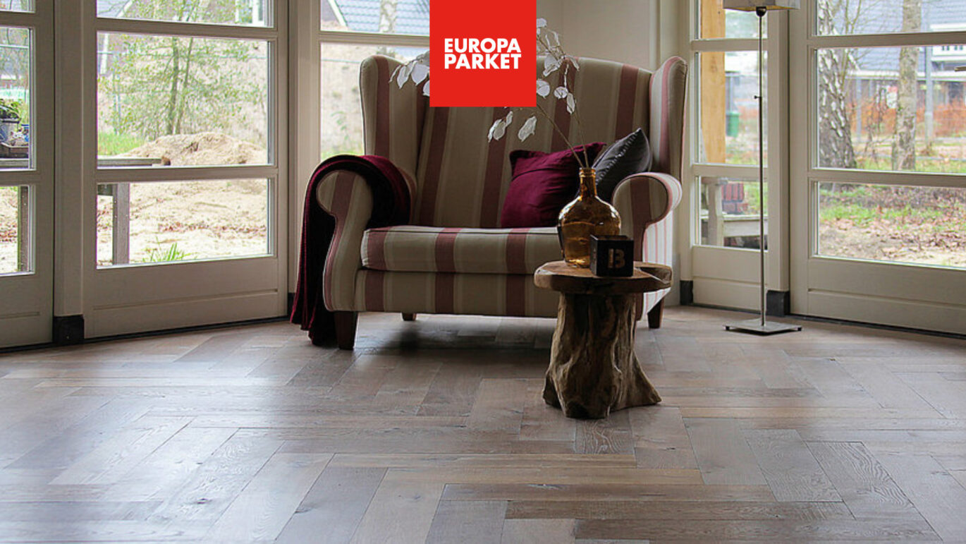 project eiken houten visgraat vloer Andes fauteuil