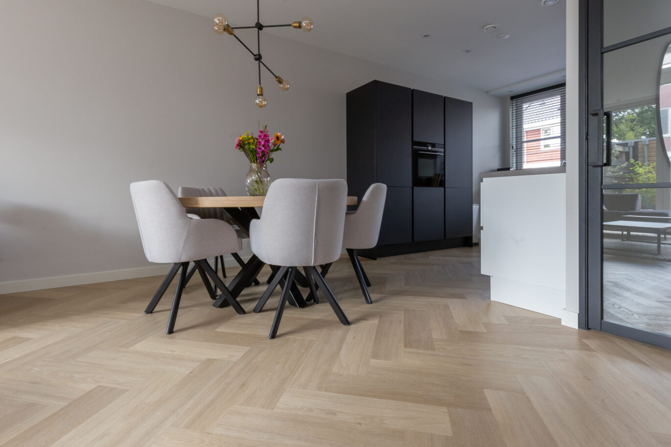 Therdex visgraat pvc vloer in de keuken