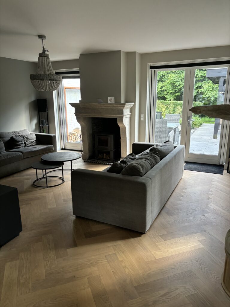 houten visgraat vloer aangeheling