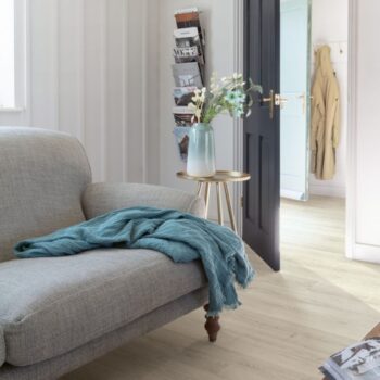 quickstep SIG4765 sfeer grijze bank