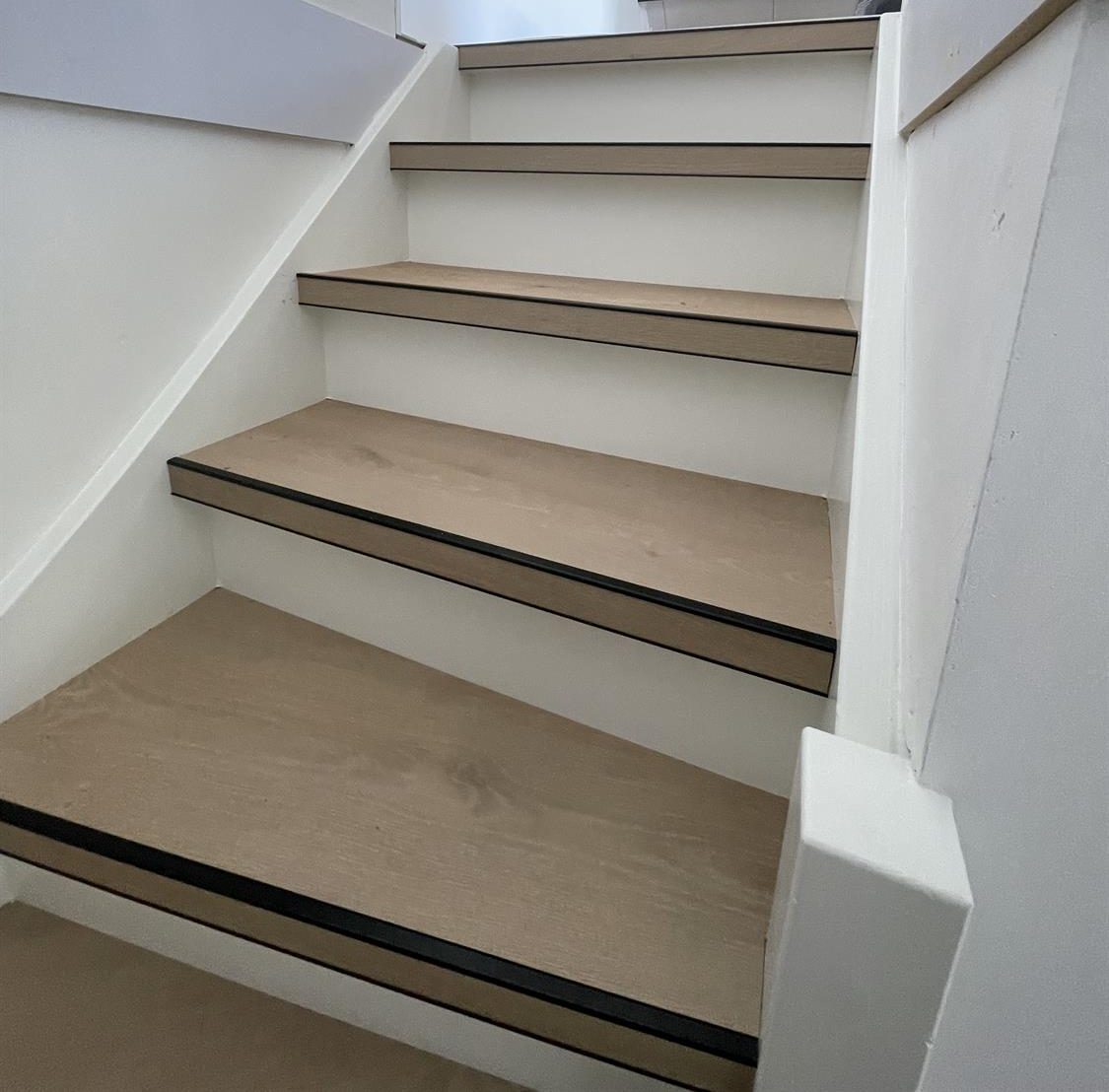 Trap Renovatie pvc Private label (EP890)