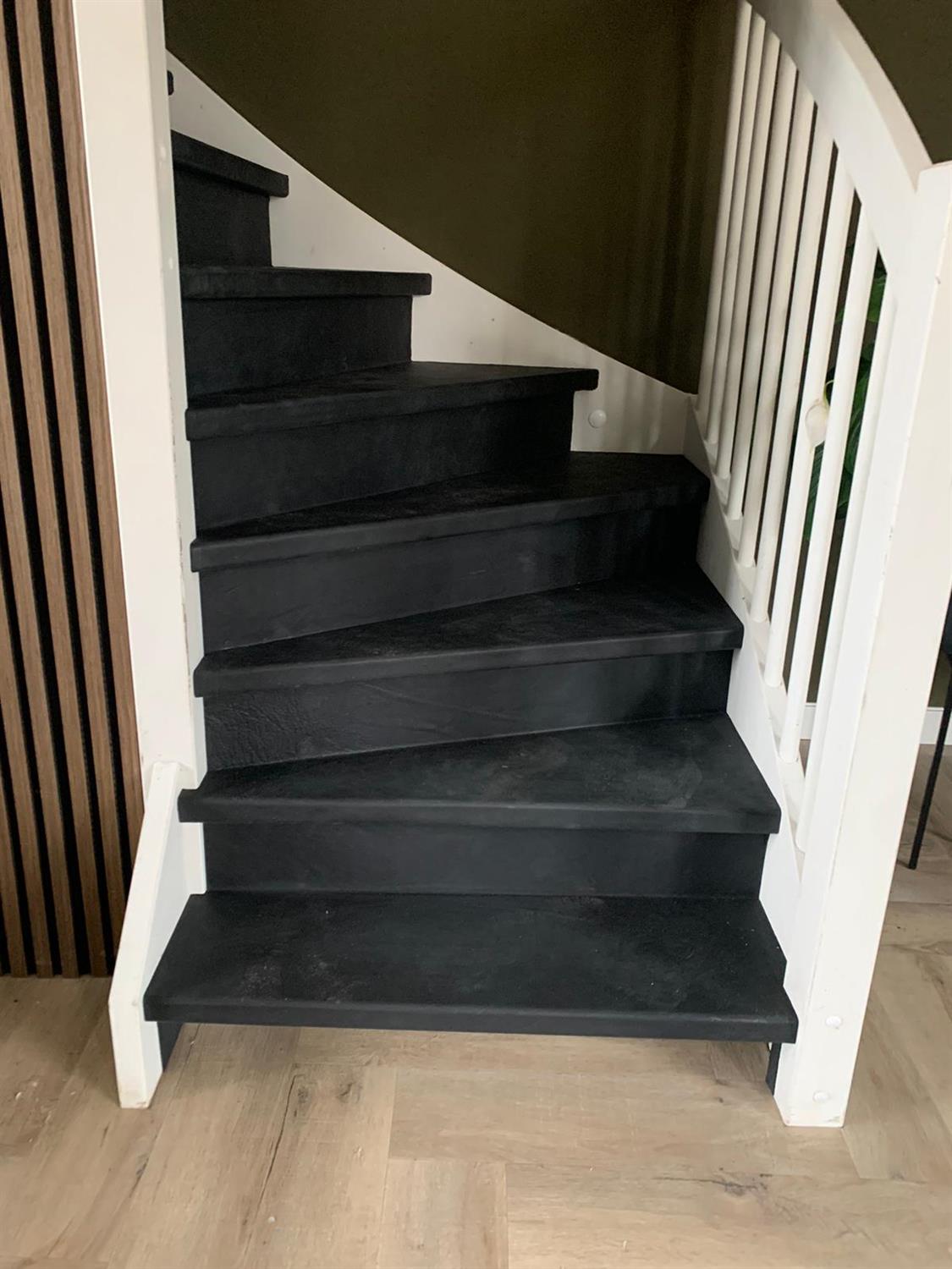 Trap renovatie leer zwart