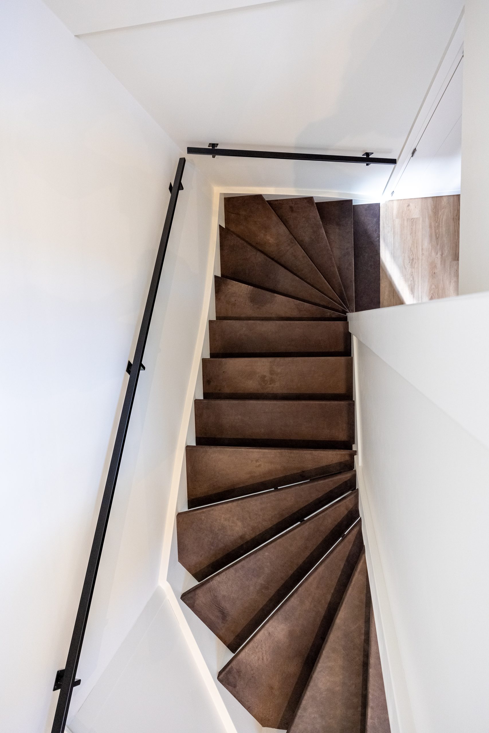 Trap renovatie leer bruin
